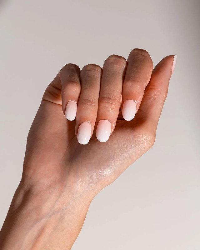 Ongles Maniko nude rosé