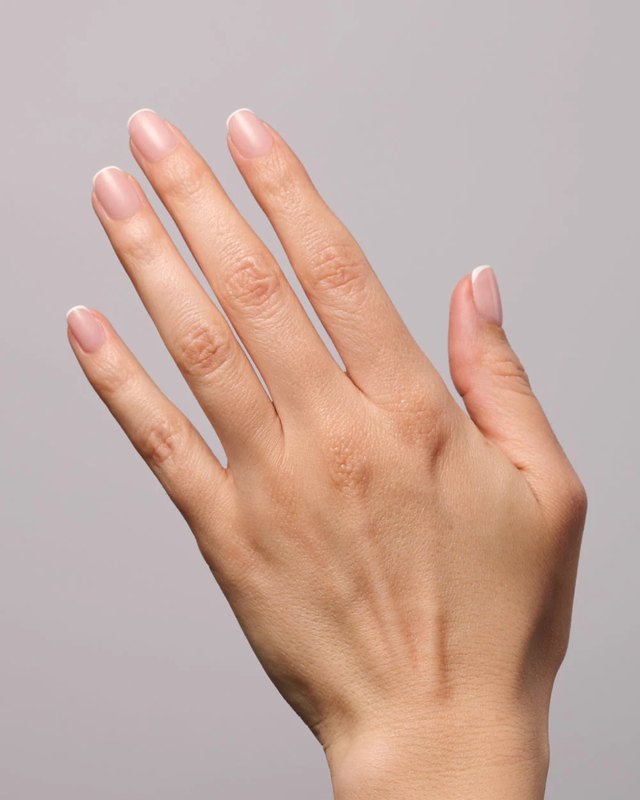 Ongles Maniko french discrète