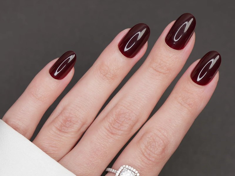 Roxy Nails